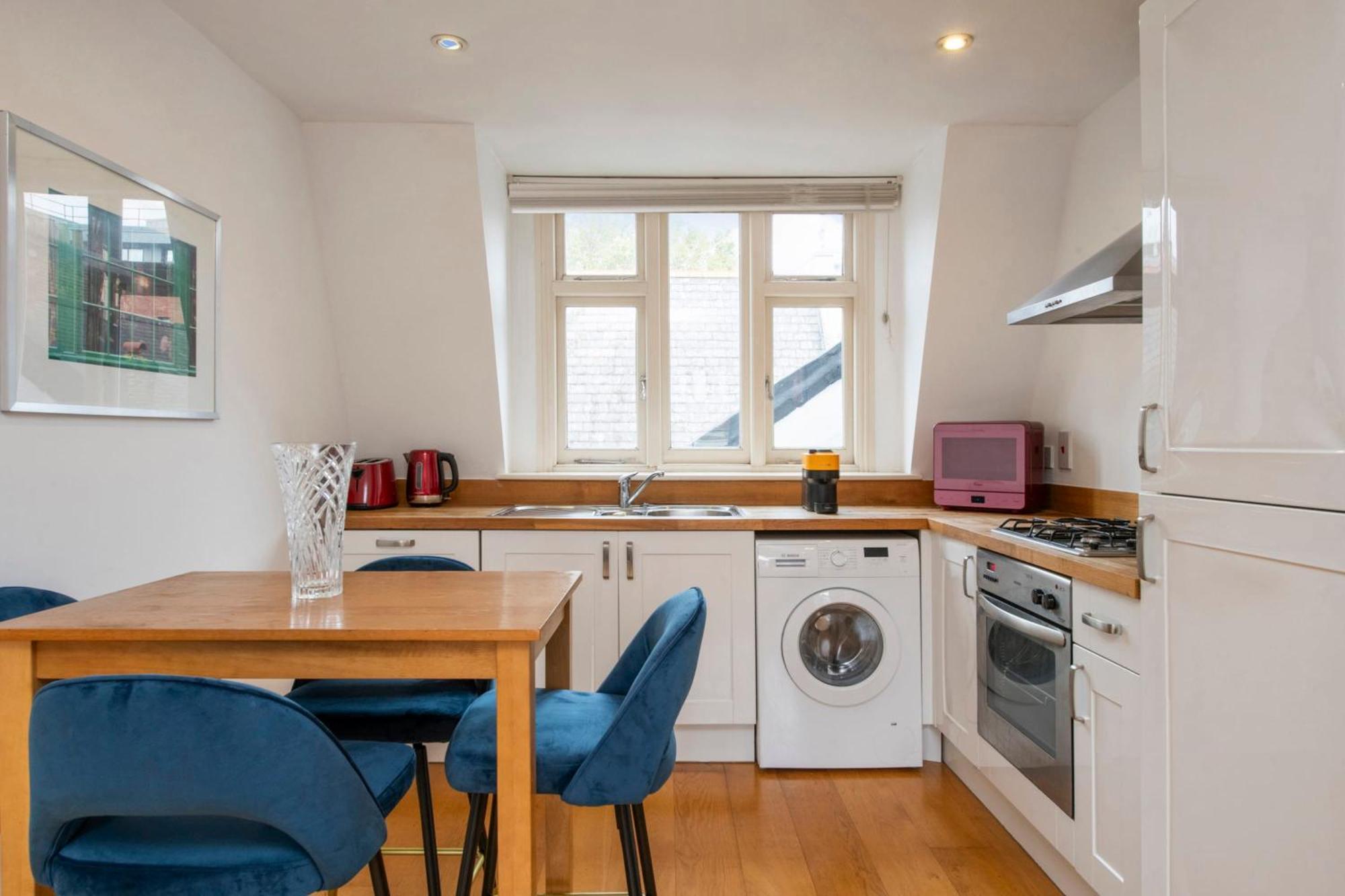 The Hideaway - Oxford Circus - By Frankie Says Appartement Londen Buitenkant foto